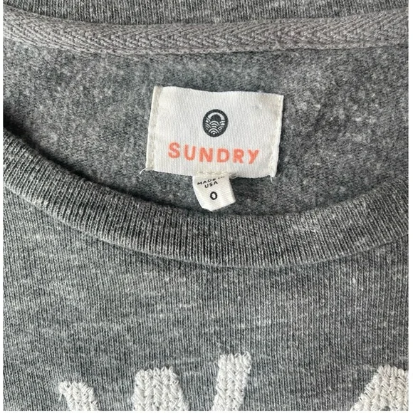 Sundry “Always Late” Graphic Pullover Sweatshirt Gray Long Sleeve – Size 0 (XS) - Picture 6 of 12
